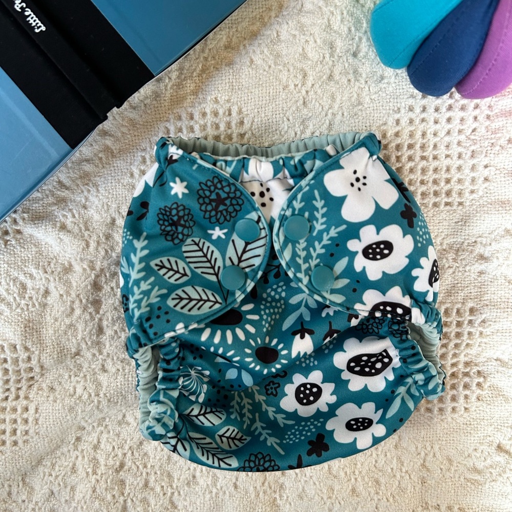 Esembly Cloth Diaper Cover - Wildflowers